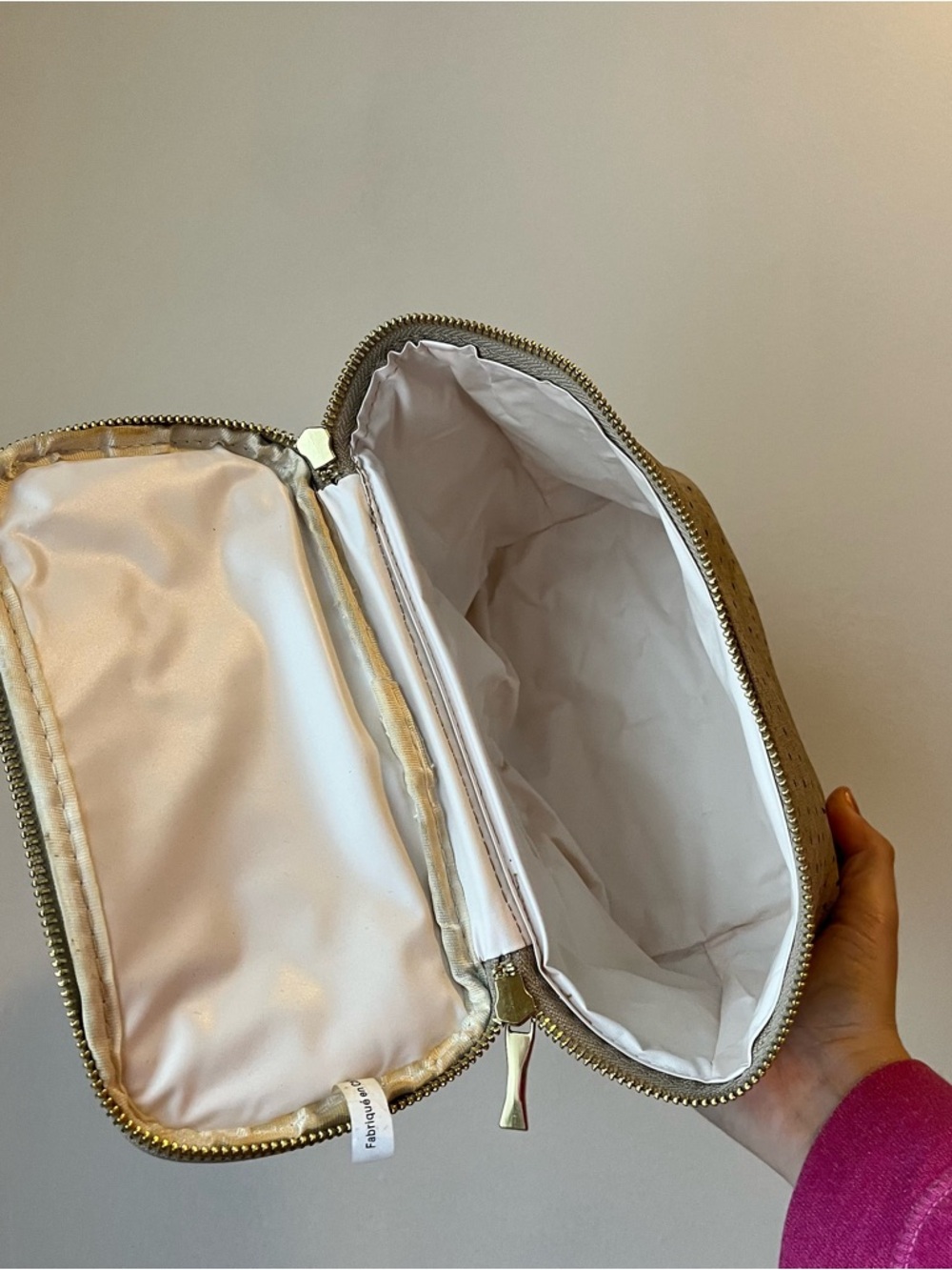 kate spade Lunch Bag with Gold Hardware - Picture 7 of 7